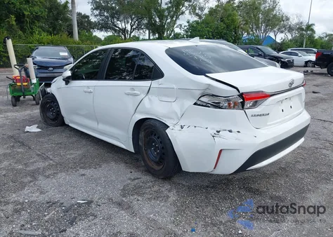 2021 Toyota Corolla Le z USA, uszkodzony, nr VIN JTDEPMAE3MJ117705